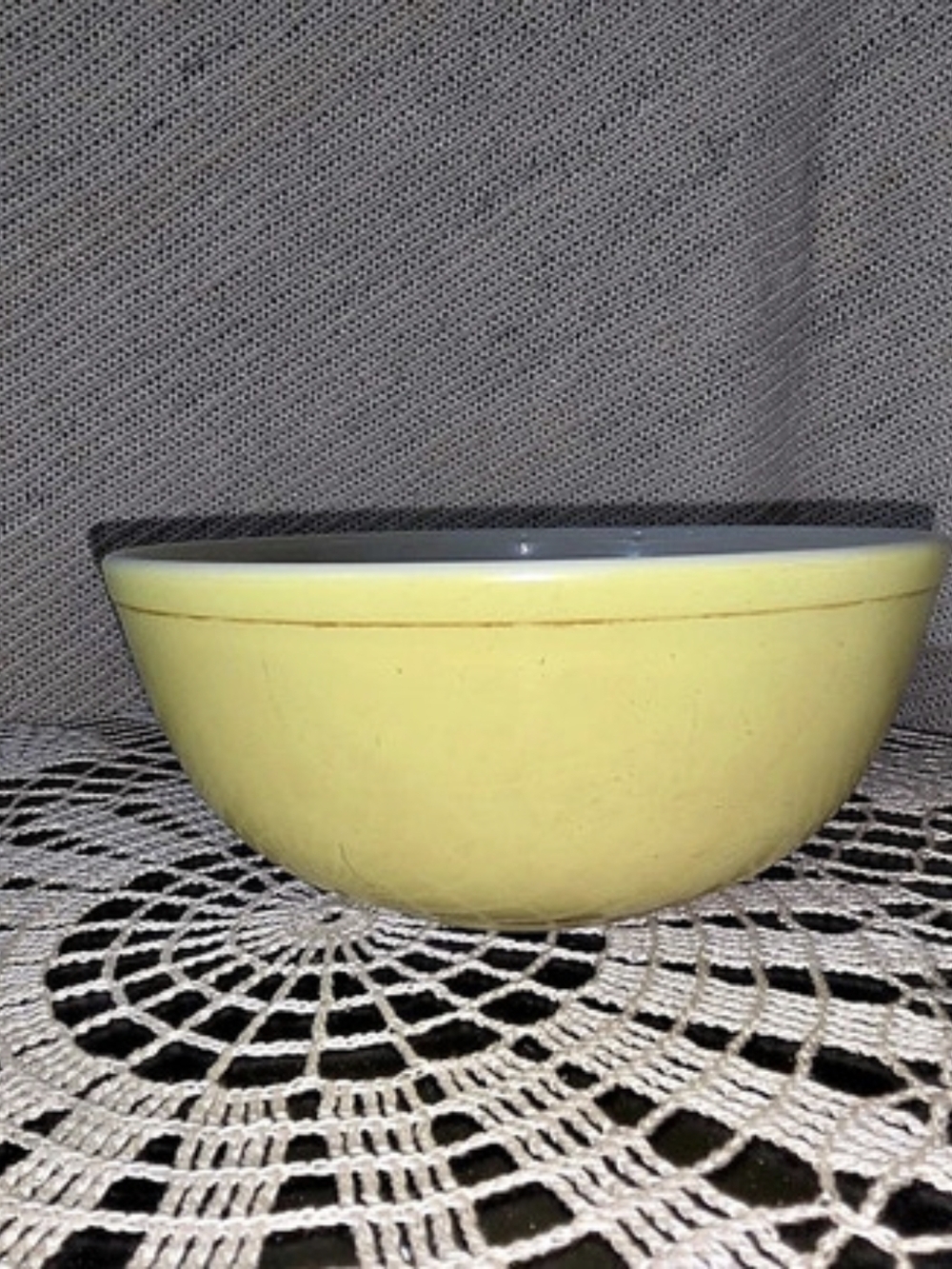 Pyrex Mixing Bowl #402 Yellow Ceramic Bowl